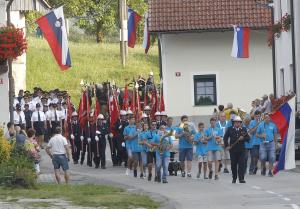 PARADA PGD ŽEROVNICA 02 FOTO MAVRIC PIVK